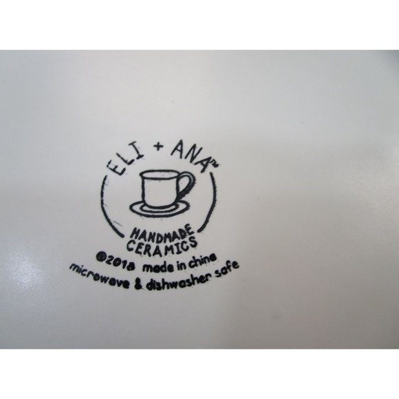 Sacrdy Cat Square Plate by Eli and Ana Handmade Ceramics 2018 GUC - Picture 8 of 12